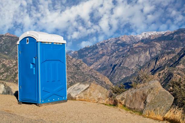 Best Construction site porta potty rental  in Westland, MI